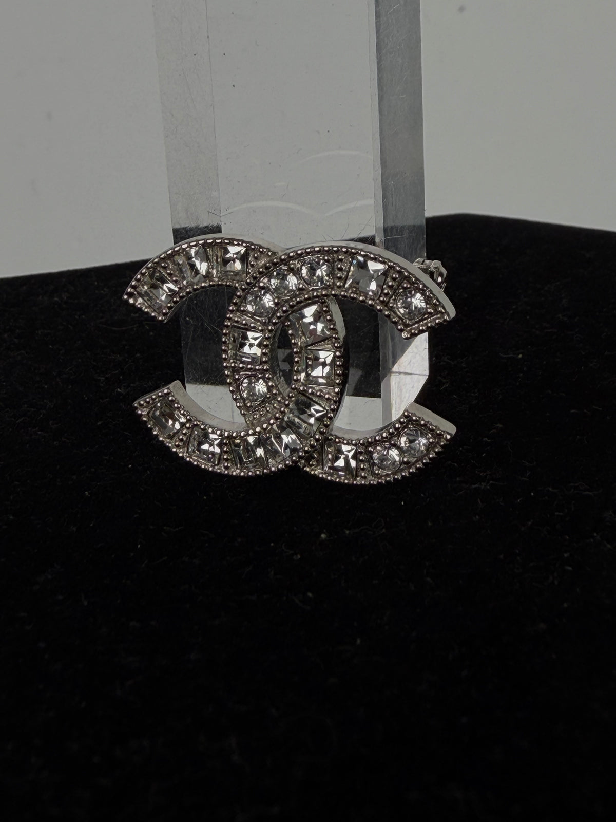 Chanel Baguette Crystal CC Brooch in Silver Color K-1