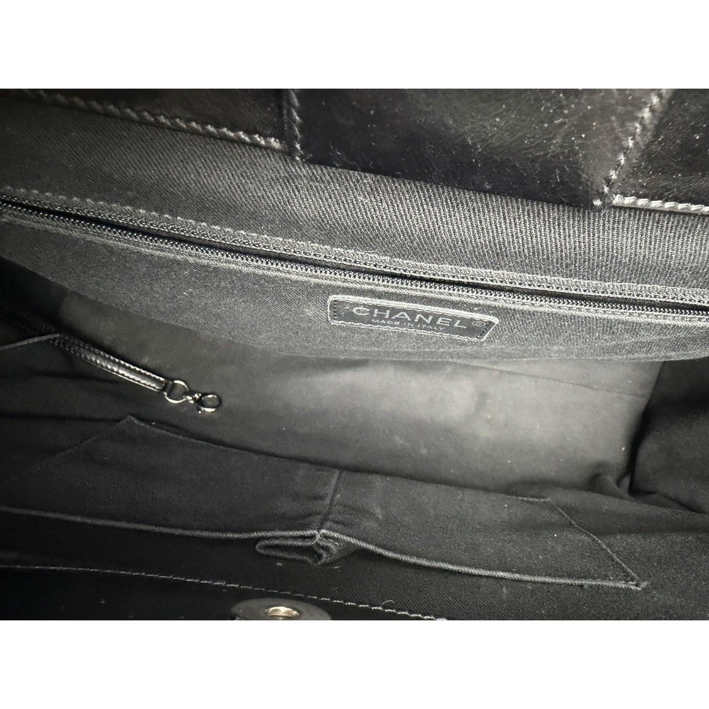 Chanel CC Delivery Tote Bag Large Black Quilted Glazed Leather 2015-2016 B6