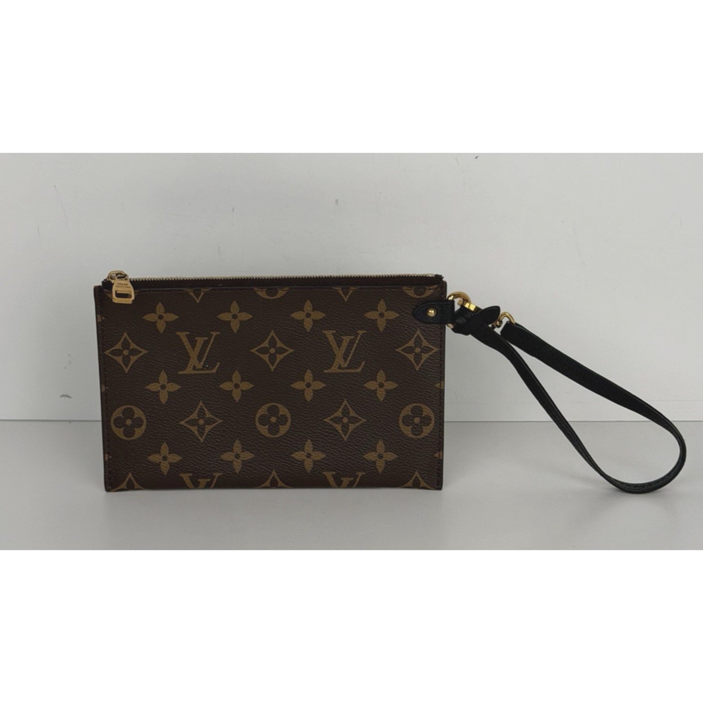 Louis Vuitton Neverfull Pochette PM in Brown Monogram Coated Canvas K2