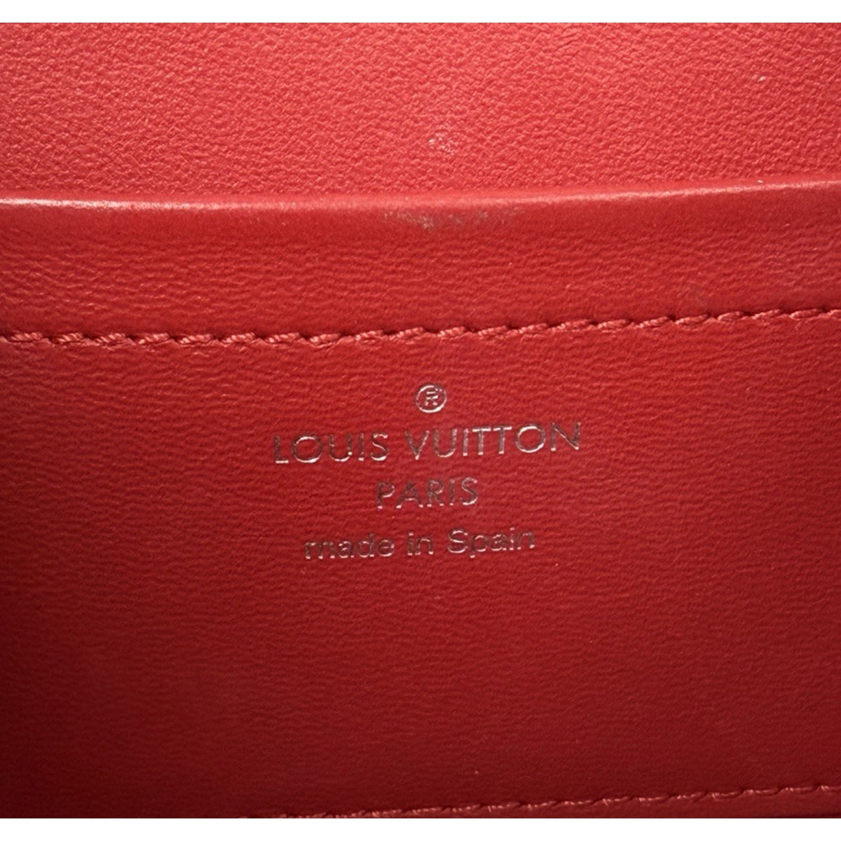 Louis Vuitton Bleecker Cube Box Crossbody Bag in Black Epi Leather 2019 S-05
