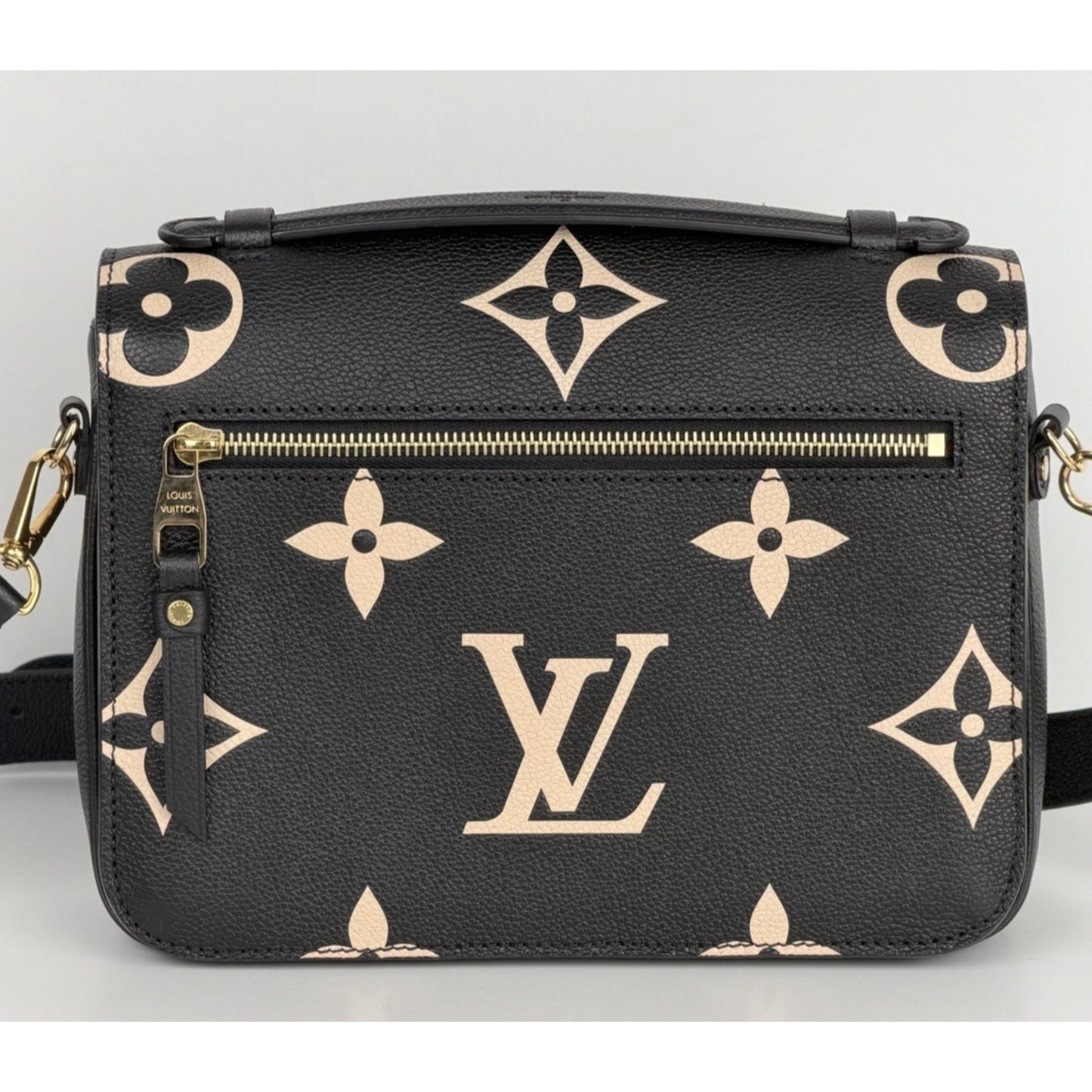 Louis Vuitton Pochette Metis Bag MM in Monogram Empreinte Black /Beige NFC D3