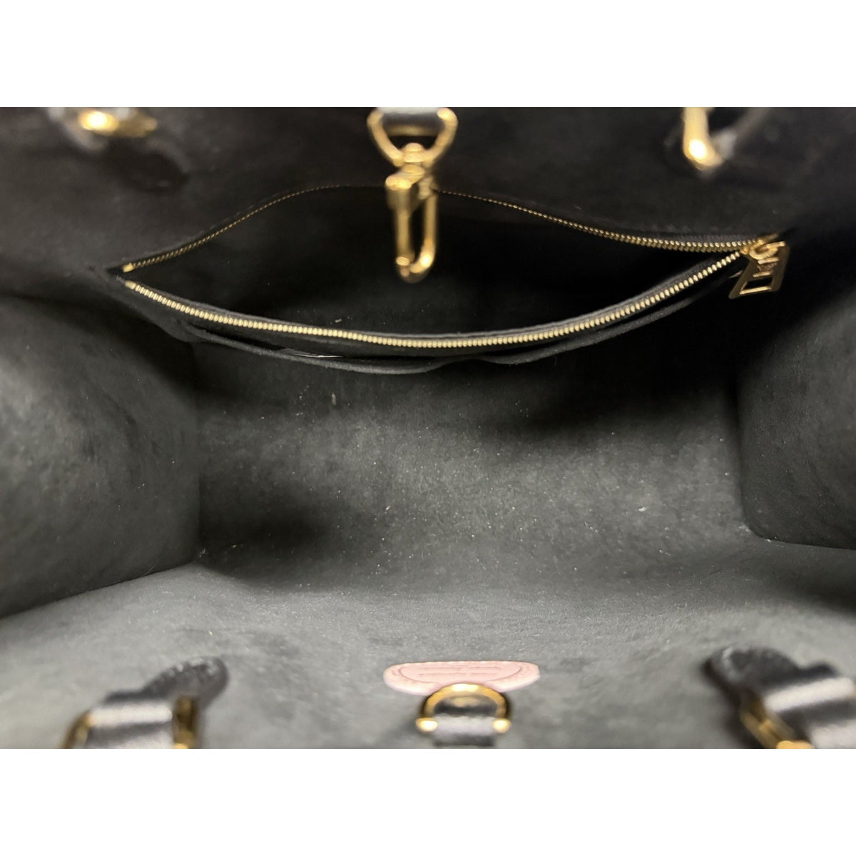 Louis Vuitton Kusama Flowers OnTheGo MM Handbag Black Empreinte Leather NFC D4