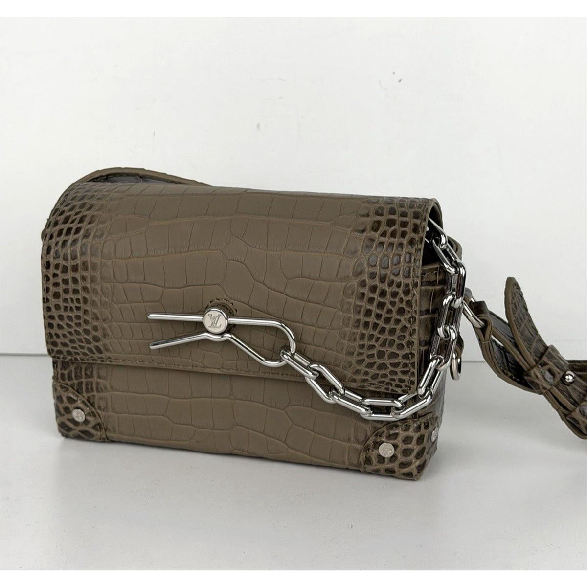 Louis Vuitton Steamer Wearable Wallet Bag in Exotic Crocodile Leather NFC B-9