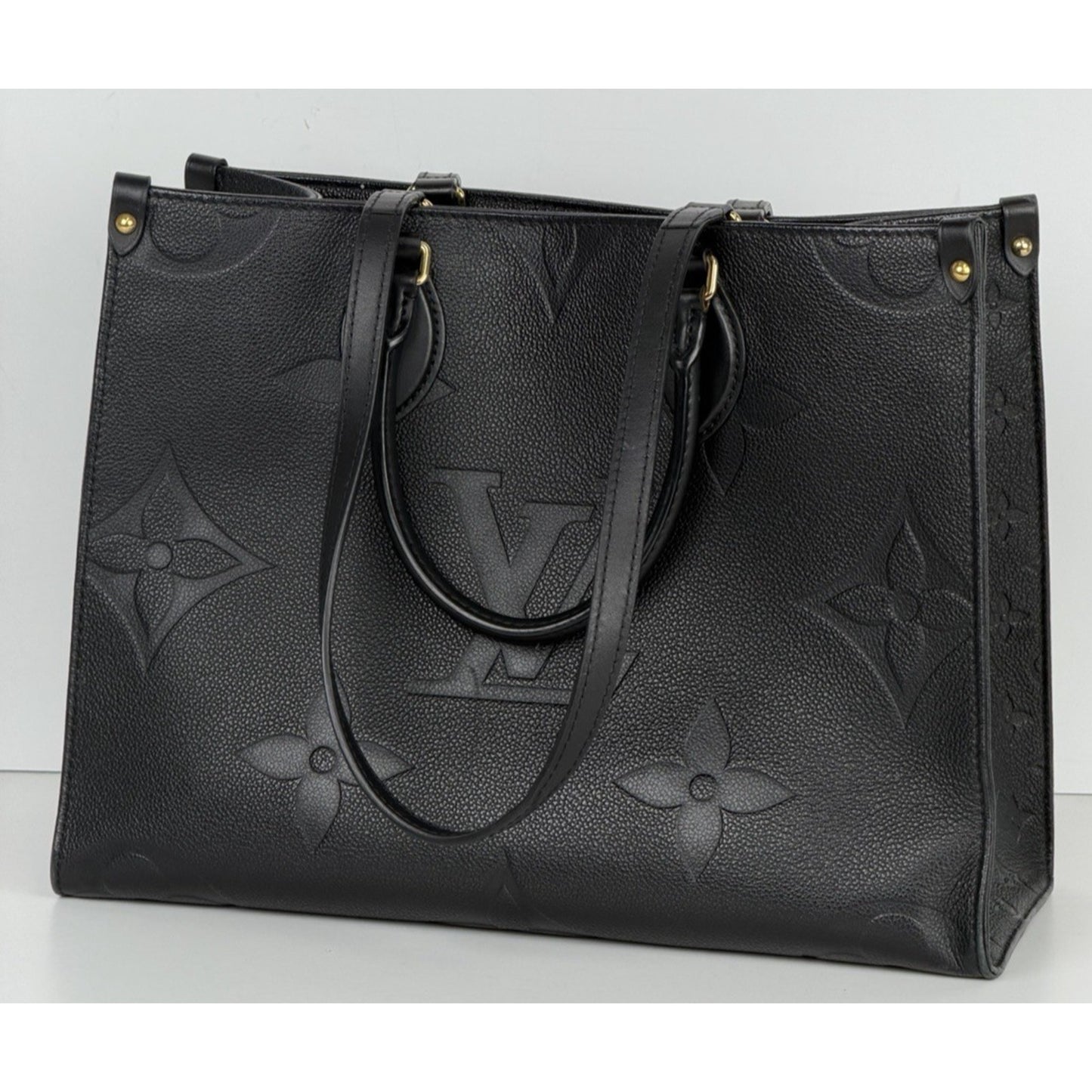Louis Vuitton OnTheGo MM Bag in Black Monogram Empreinte Leather NFC D9