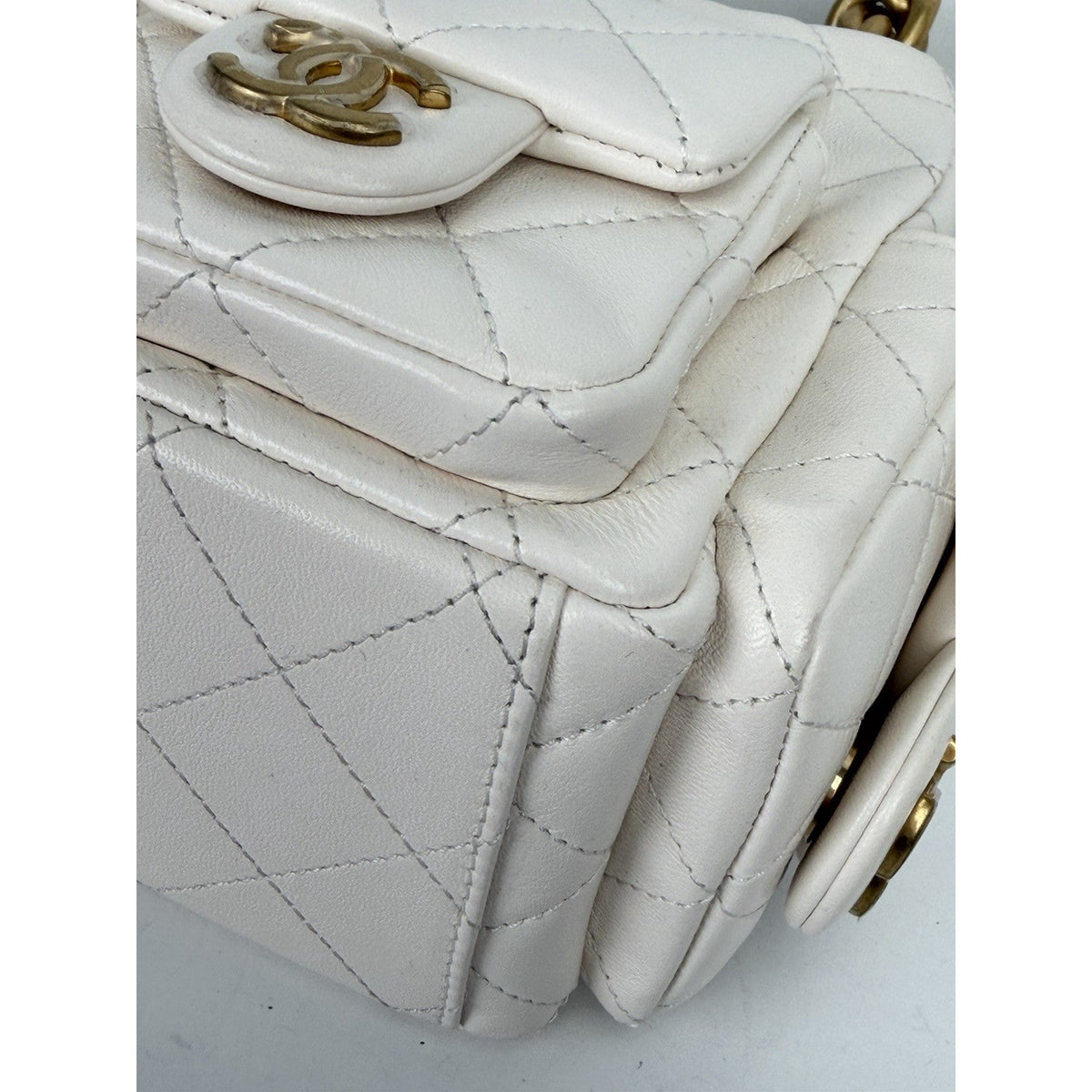 Chanel Trendy Pockets Hobo Bag Medium in White Quilted Lambskin Leather NFC B7