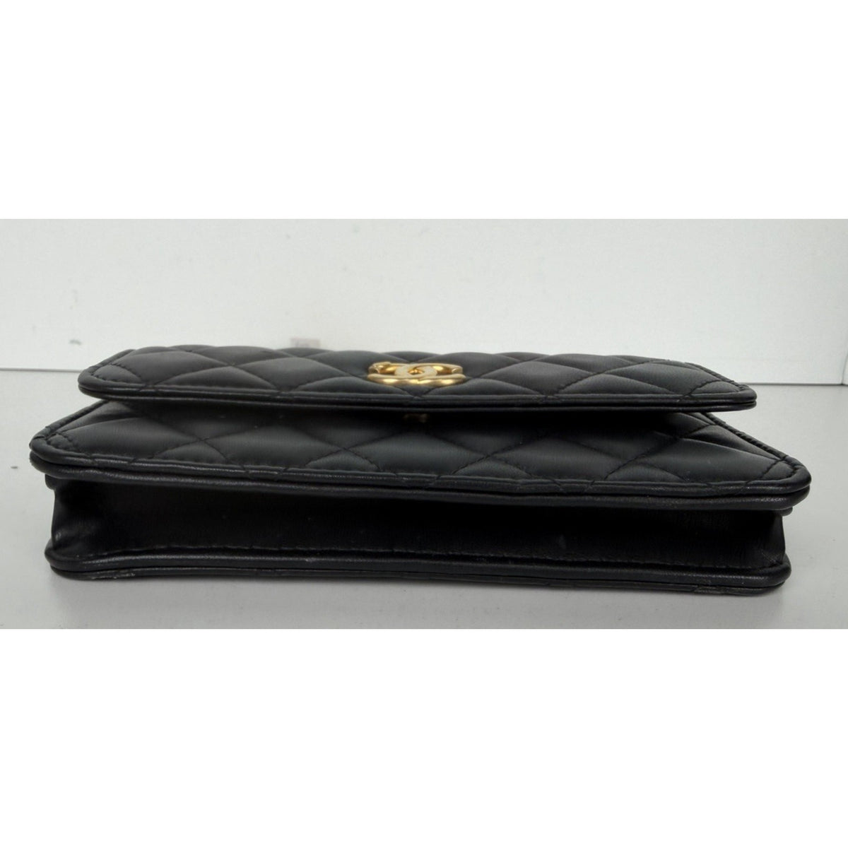 Chanel Dynasty Flap Phone Holder Bag in Black Leather with Gold-Tone HW 2019 D5