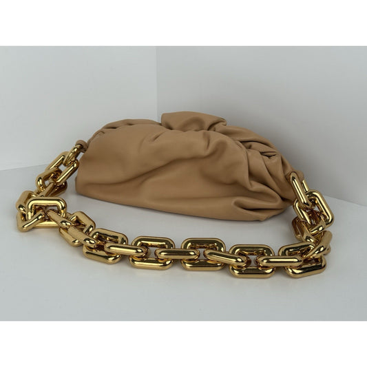 BOTTEGA VENETA The Chain Pouch Beige Leather Shoulder Bag