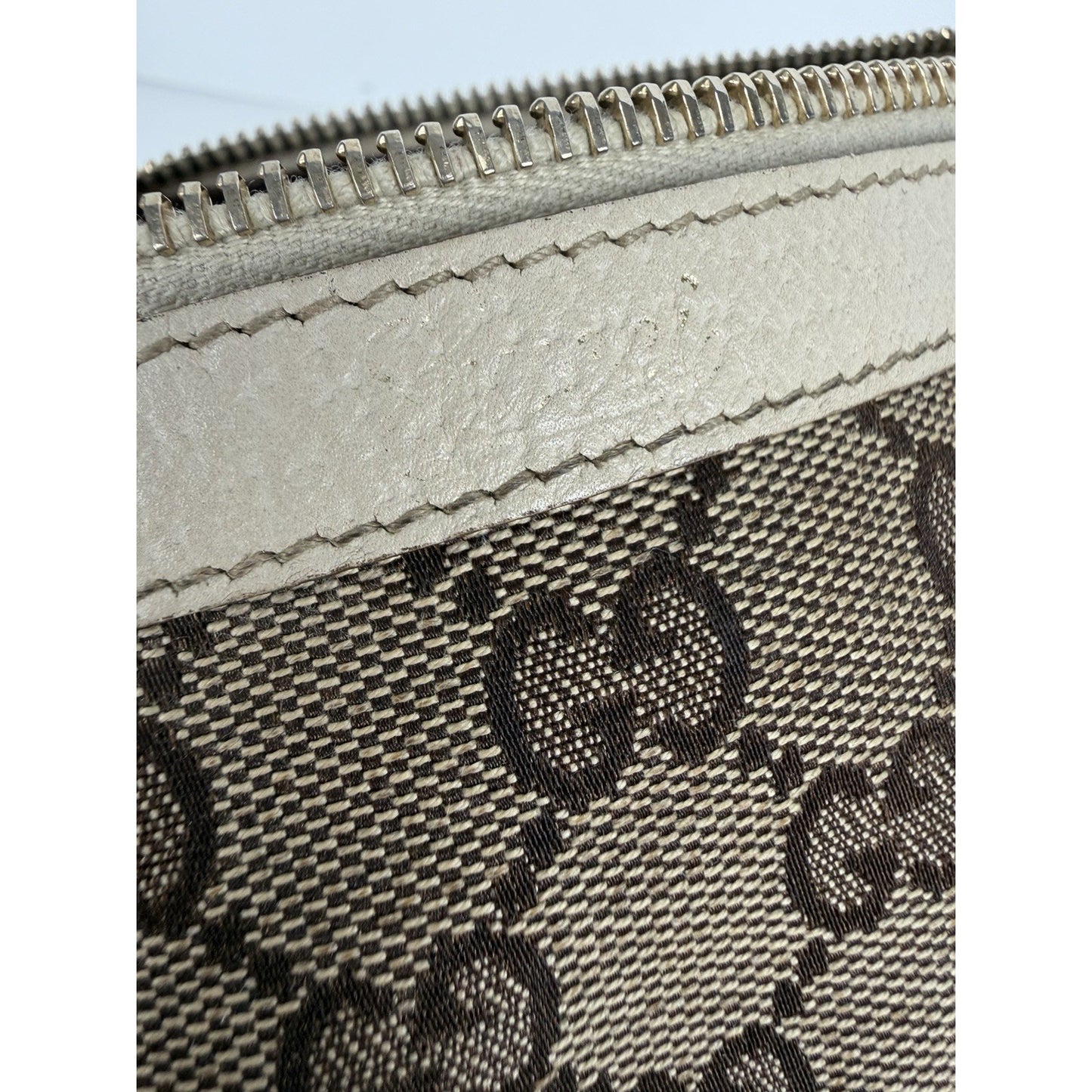 Gucci Abbey Boston Shoulder Bag Small Vintage in Brown GG Monogram Canvas S05