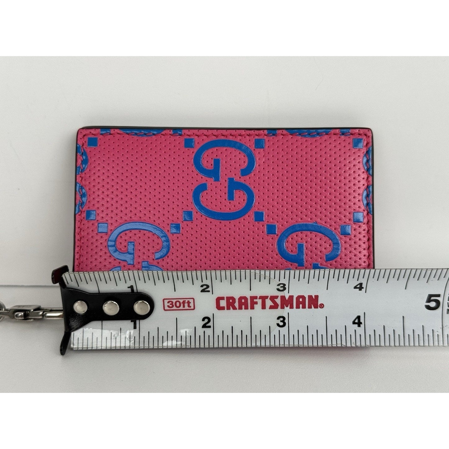 Gucci GG Perforated Leather Card Case in Pink C-1