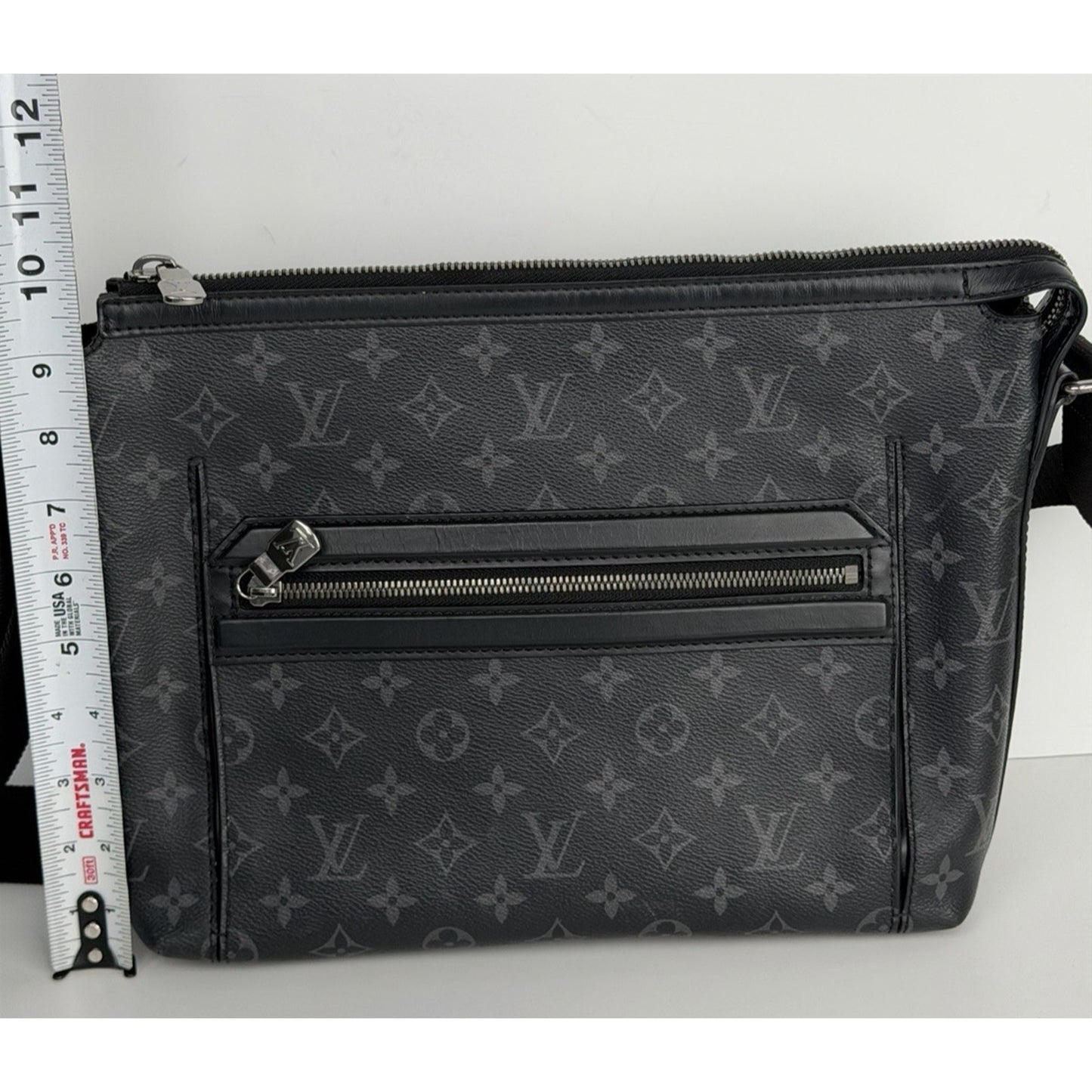 Louis Vuitton Odyssey Messenger Bag Monogram Eclipse PM 2019 S06
