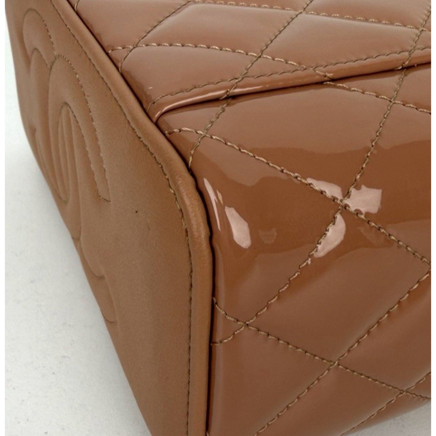 Chanel Vanity Case Small Top Handle Bag in Glossy Beige With Chain NFC B1