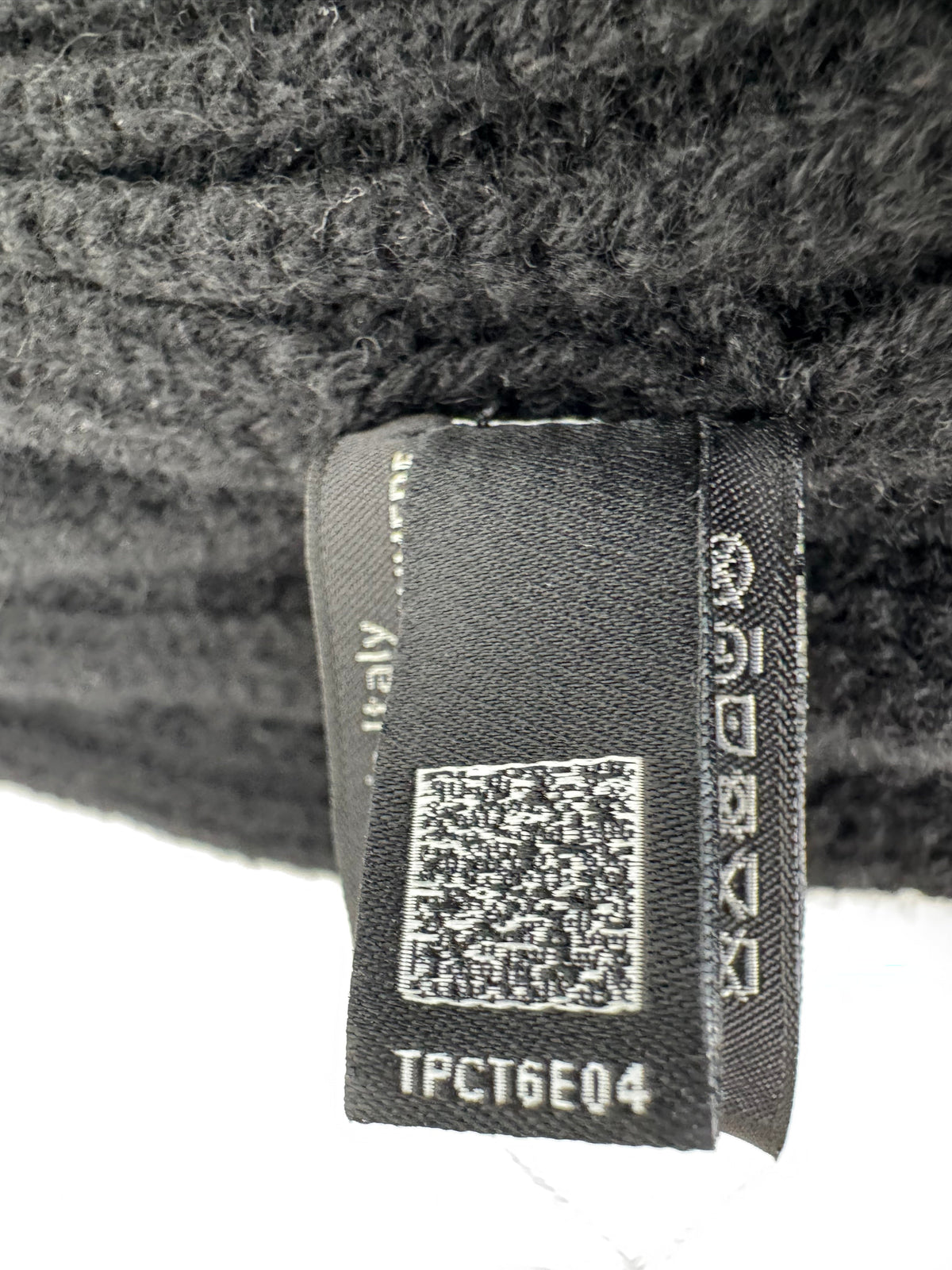 Chanel Knit Scarf in Black Cashmere with Sequin Logo Y