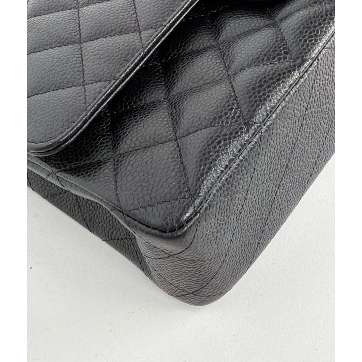 Chanel Classic Double Flap Shoulder Bag Medium in Black Caviar Leather 2012 D-04