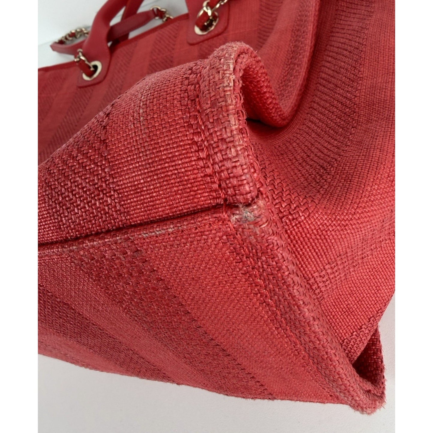 Chanel Deauville Tote Bag Medium Red Canvas with Champagne-Tone Hardware 2019 C6