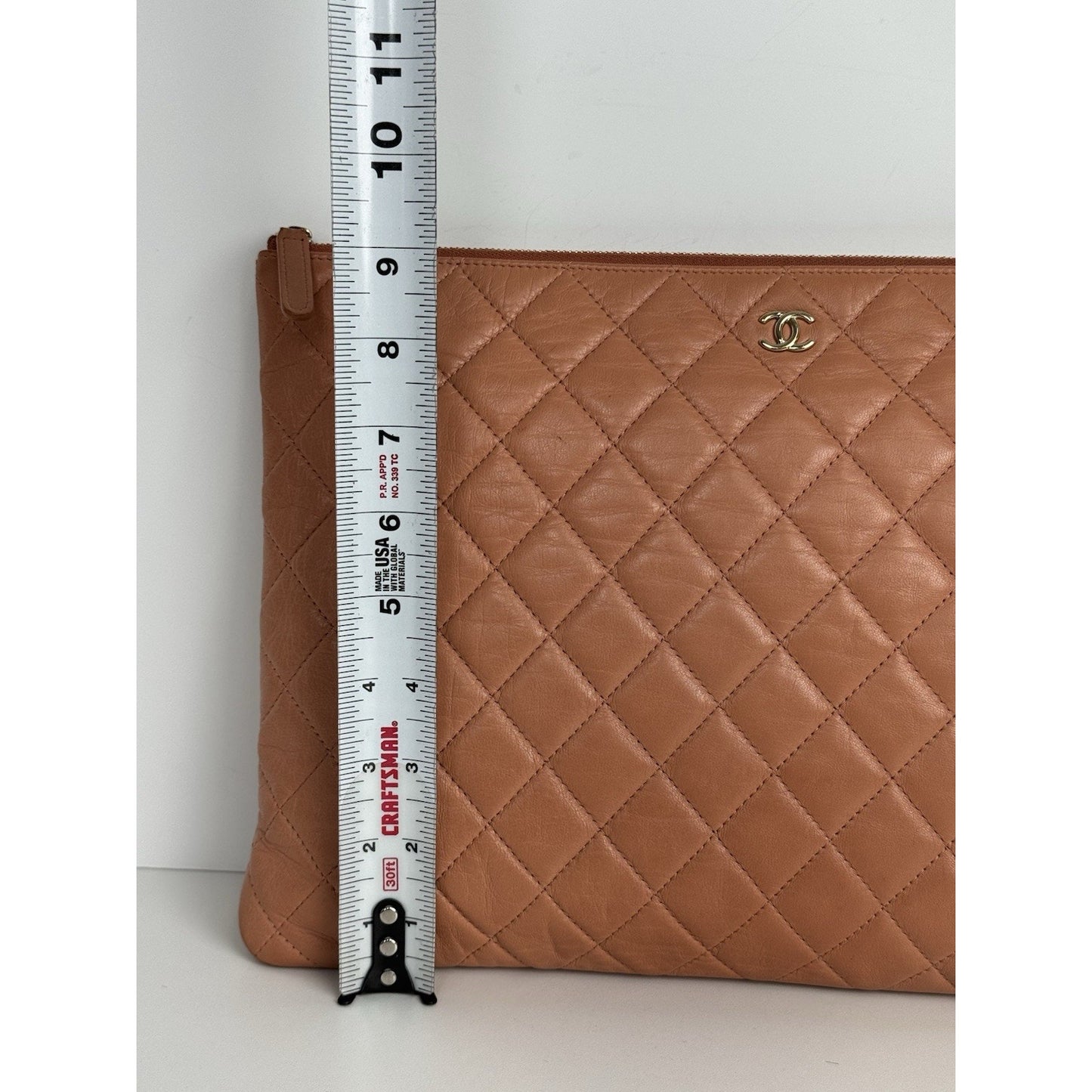 Chanel O Case Clutch in Pink Quilted Leather (2018) B-6