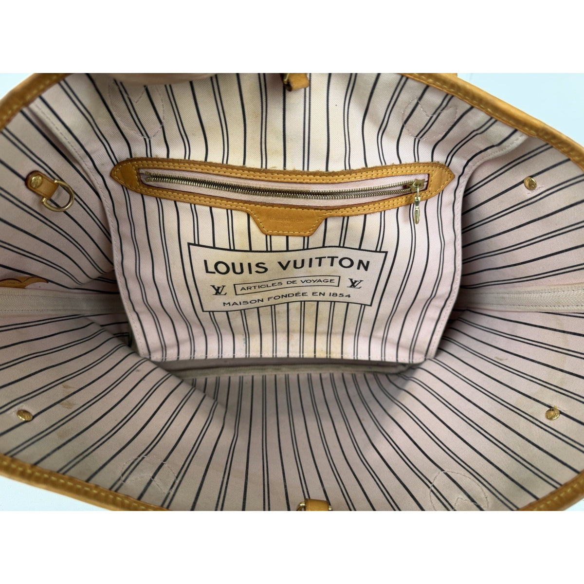 Louis Vuitton Neverfull MM Tote Bag in LV Monogram Brown Coated Canvas 2015 S22