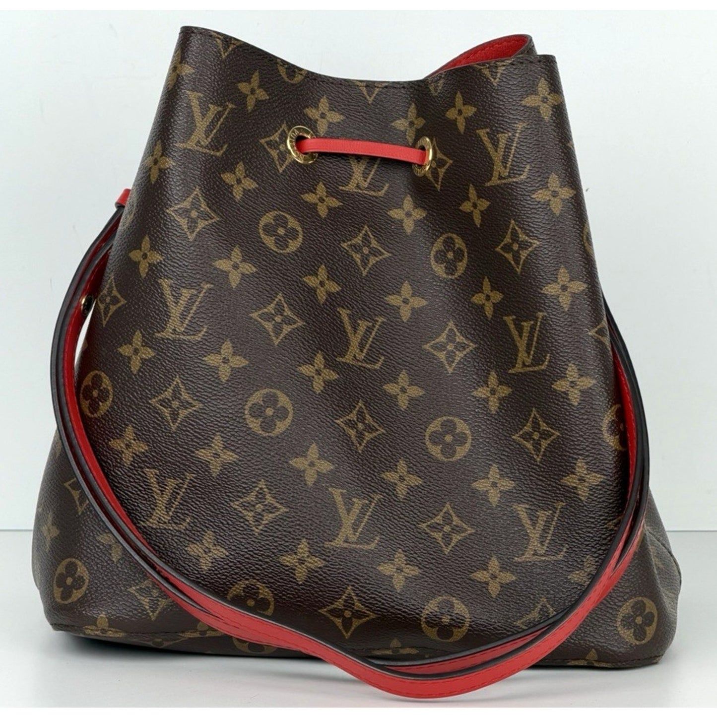 Louis Vuitton NeoNoe MM Bucket Bag in Monogram Coated Canvas 2017 L-4