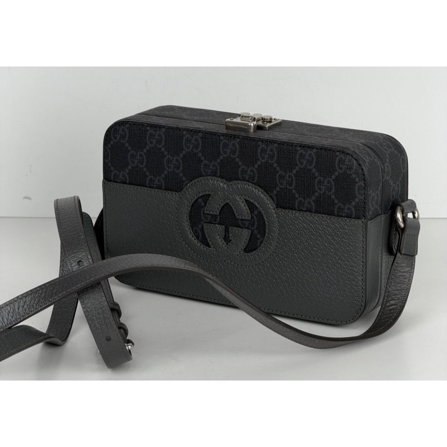 Gucci GG Supreme Interlocking G Shoulder Bag Grey Canvas&Black Leather Trim S17