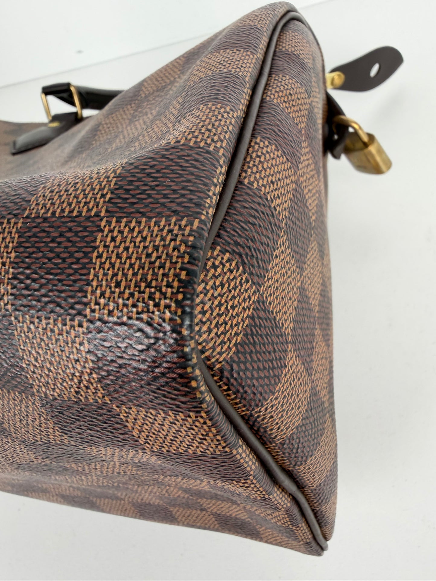 Louis Vuitton Speedy 25 Bag in Damier Ebene Coated Canvas 2019 C-9