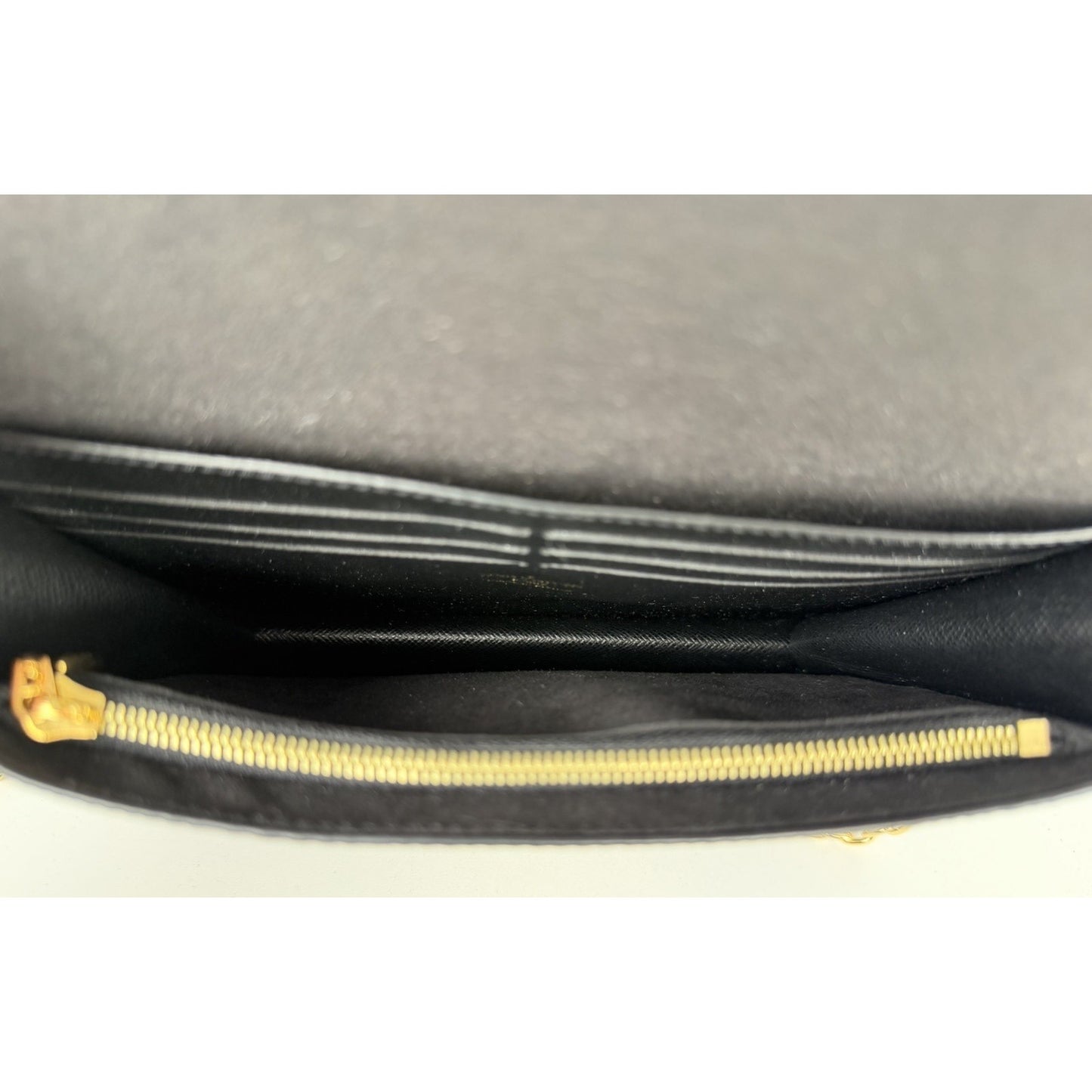 Louis Vuitton Epi Twist Belt Chain Wallet in Black Textured Leather NFC S18