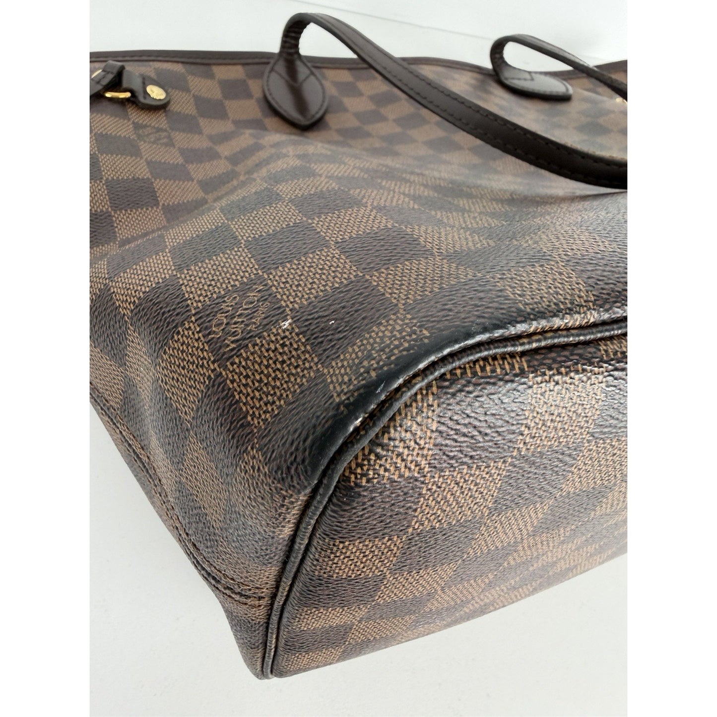 Louis Vuitton Neverfull MM Tote Bag in Damier Ebene Coated Canvas 2017 S