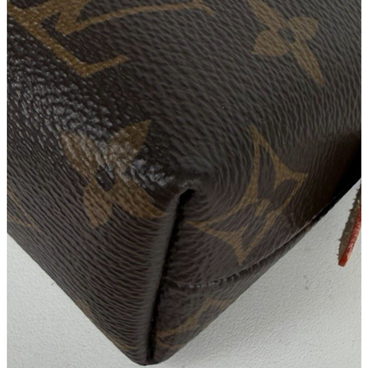Louis Vuitton Monogram Cosmetic Pouch Bag MM in Coated Canvas 2023 S-07