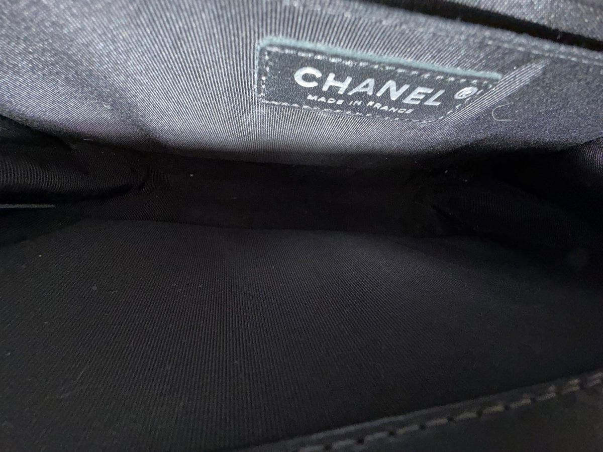 Chanel Medium Boy Bag in Blue & Black Quilted Lambskin Leather 2014 D8