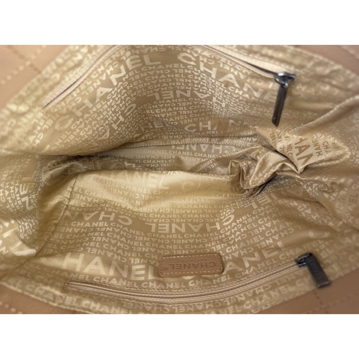Chanel Chocolate Bar Tote Bag Vintage in Beige Quilted Leather 2003-2004 S-20