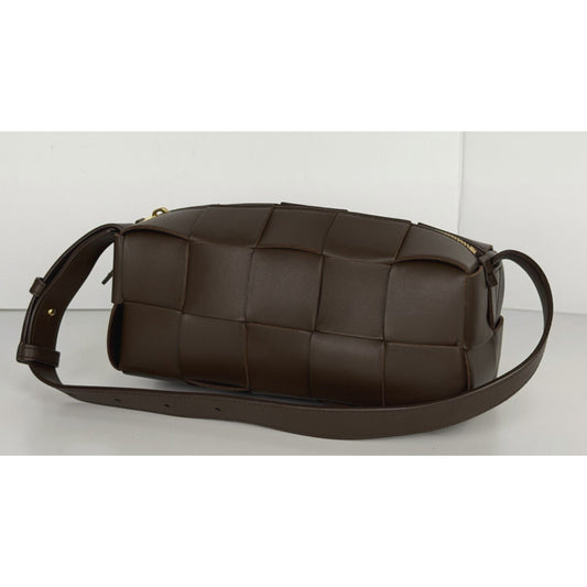 Bottega Veneta Small Brick Cassette Bag in Dark Brown Leather B5
