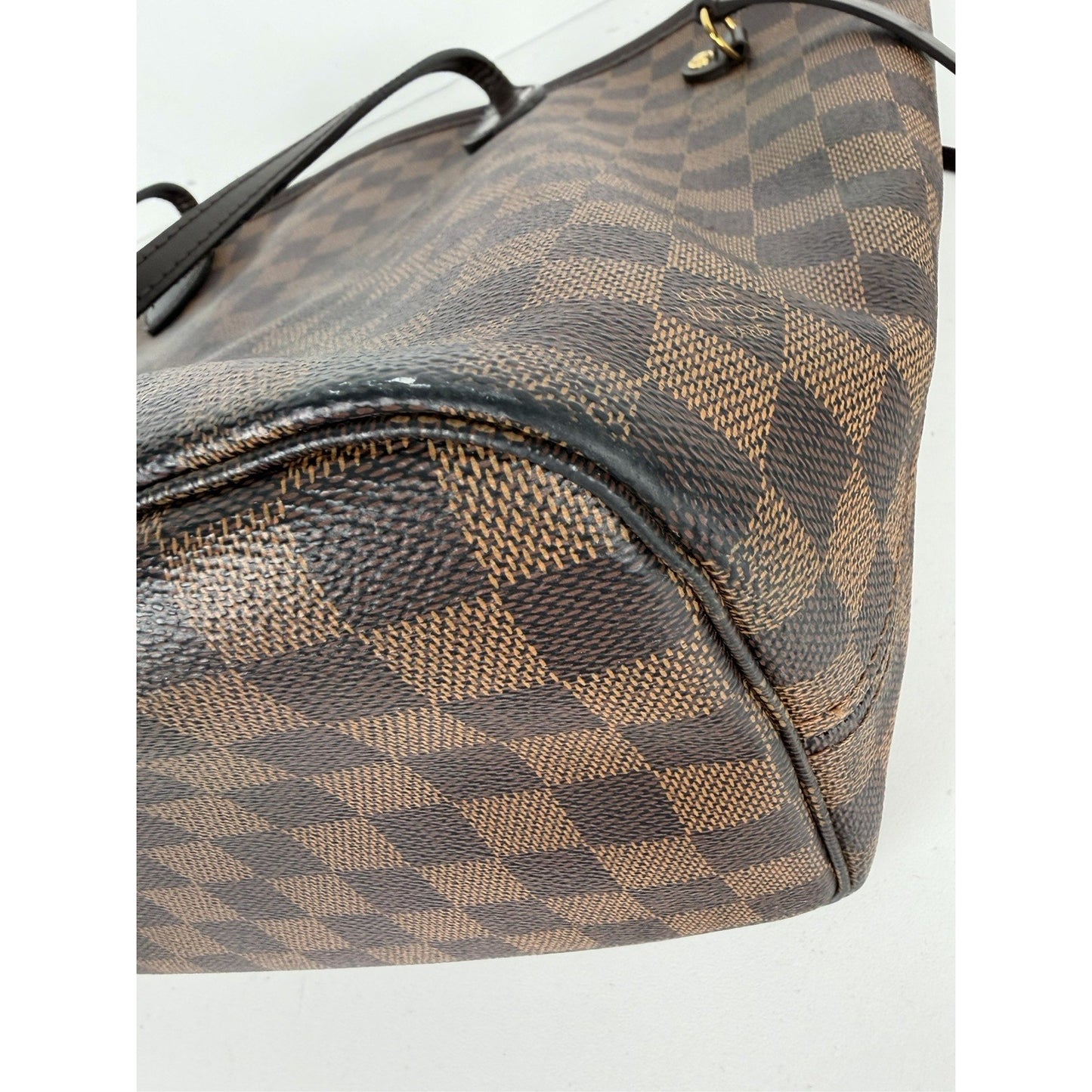 Louis Vuitton Neverfull MM Tote Bag in Damier Ebene Coated Canvas 2017 S
