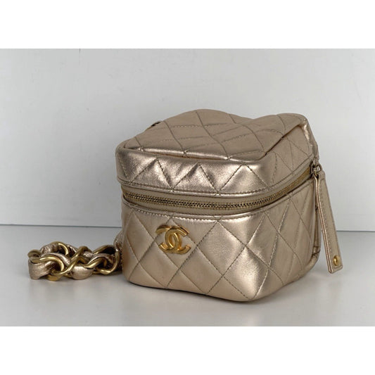 Chanel CC Cube Vanity Chain Bag Gold Quilted Metallic Lambskin 2021-2022 U3