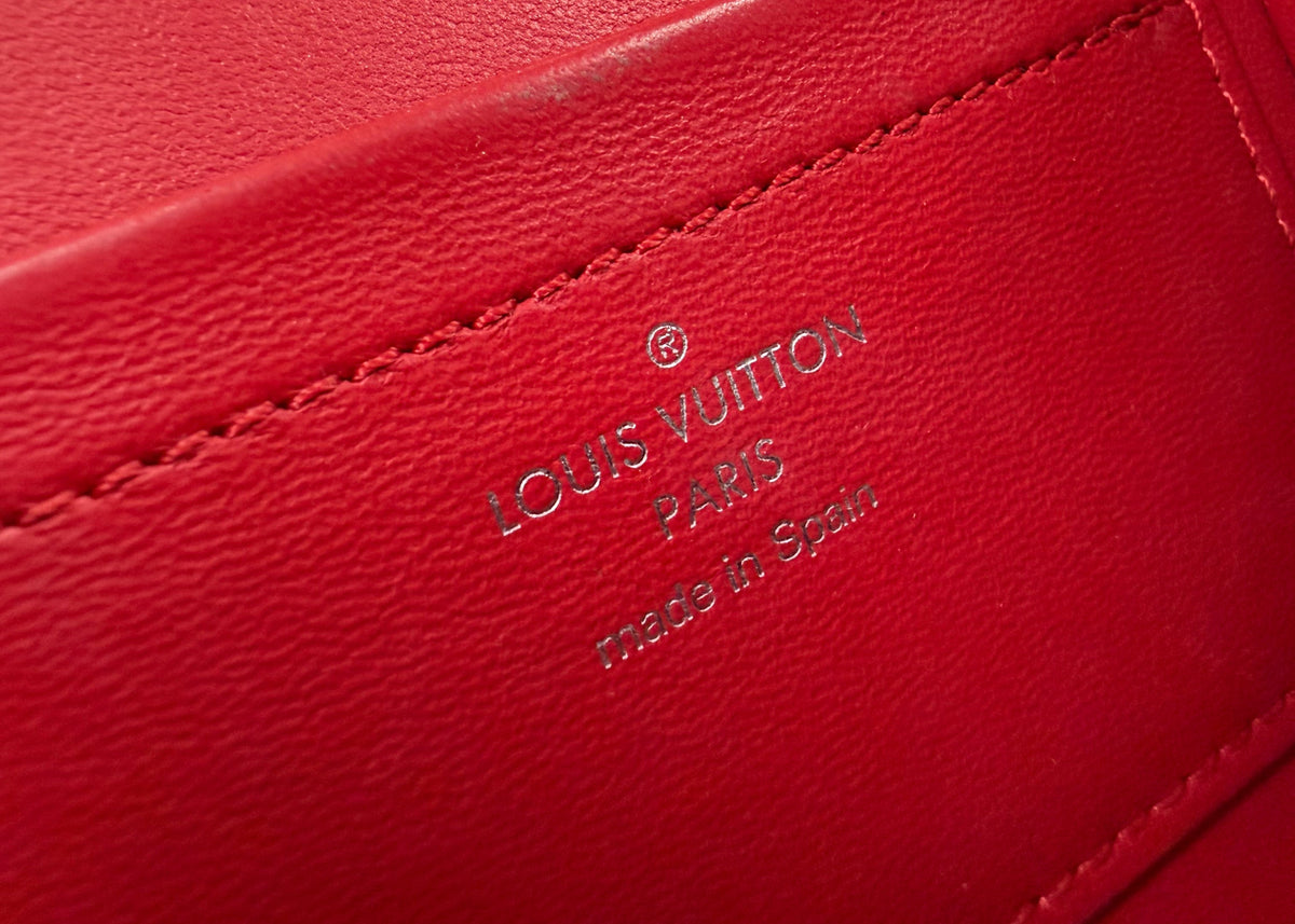 Louis Vuitton Bleecker Box in Black Epi Leather 2019 YS22