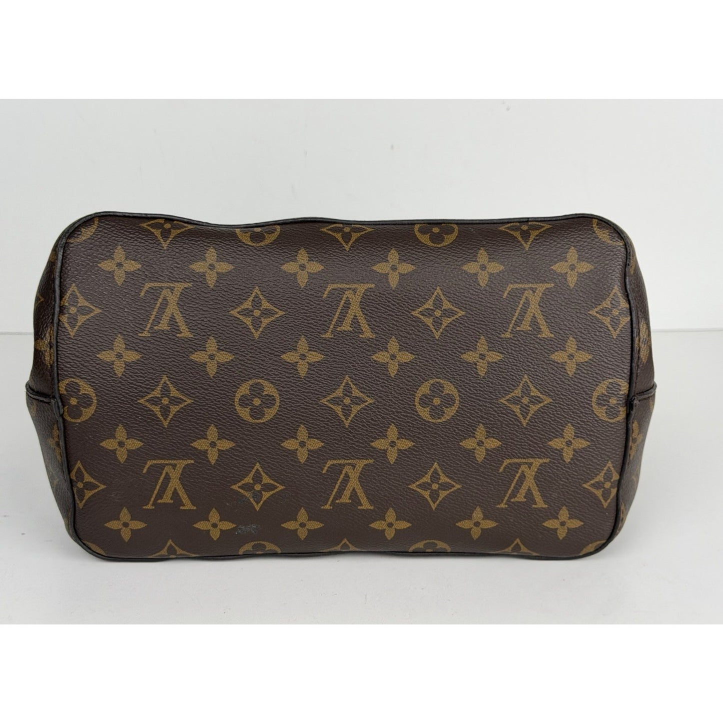Louis Vuitton NeoNoe MM Bucket Bag Monogram Canvas Leather Drawstring 2019 R1