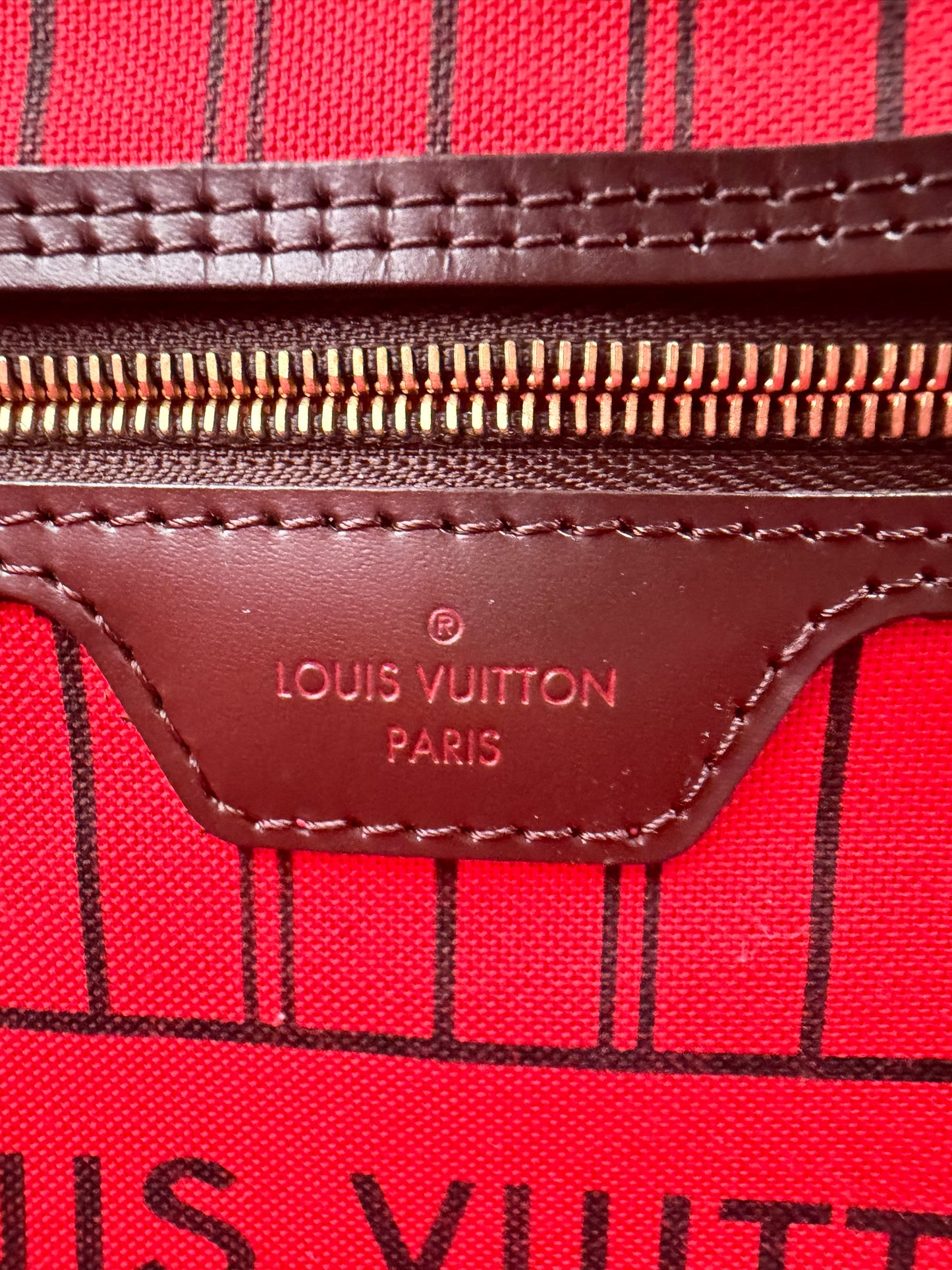 Louis Vuitton Neverfull MM Tote Bag in Damier Ebene Coated Canvas 2015 YE-1