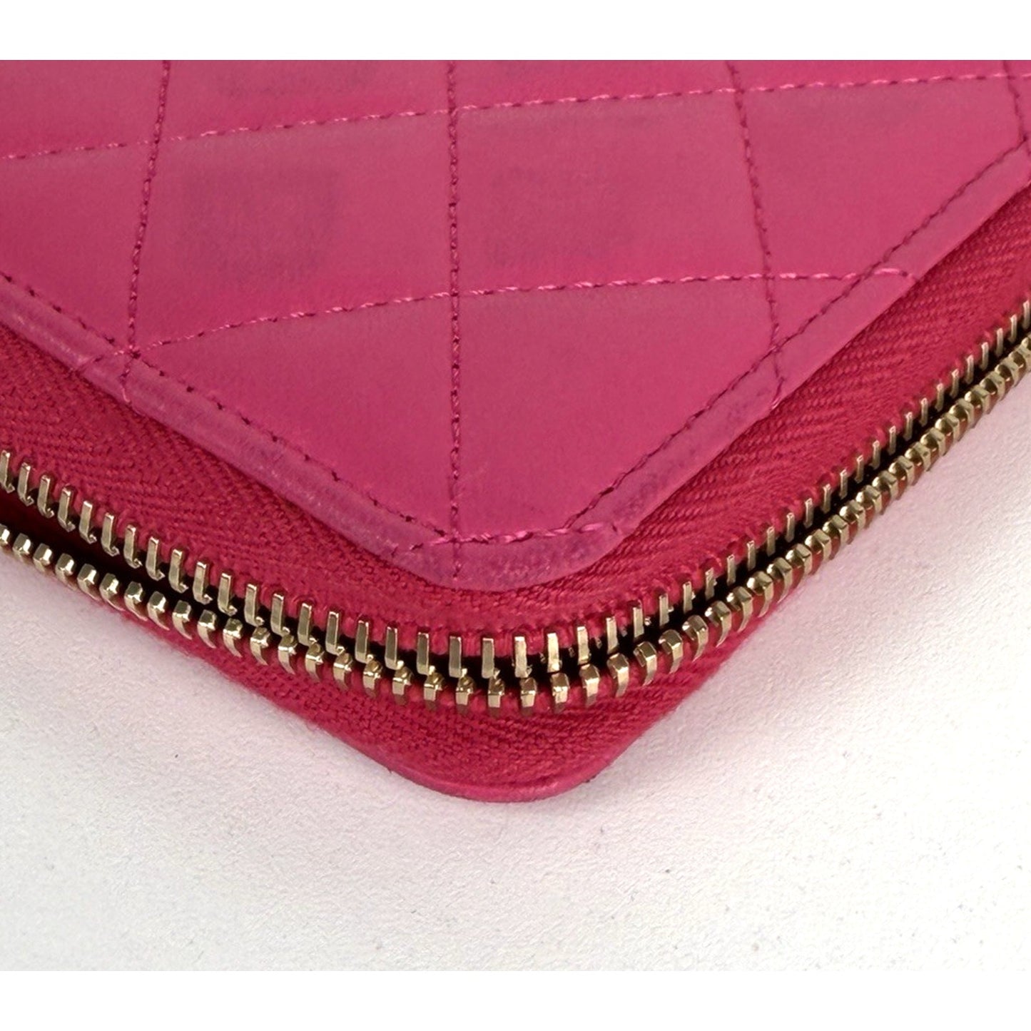 Chanel Quilted Leather Wallet in Raspberry Pink CC Logo 2016 K3
