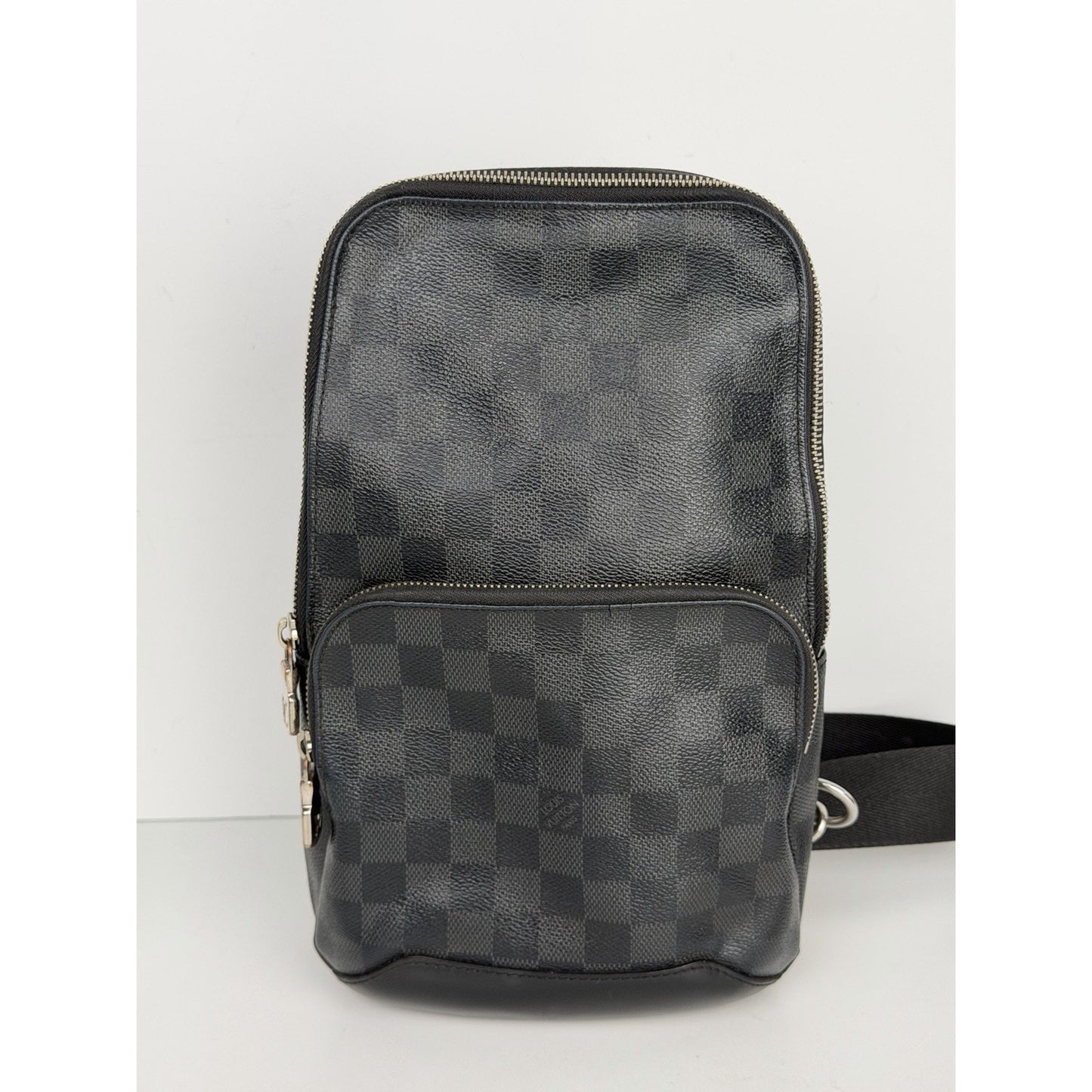 Louis Vuitton Avenue Sling Bag in Damier Graphite Canvas 2020 S08
