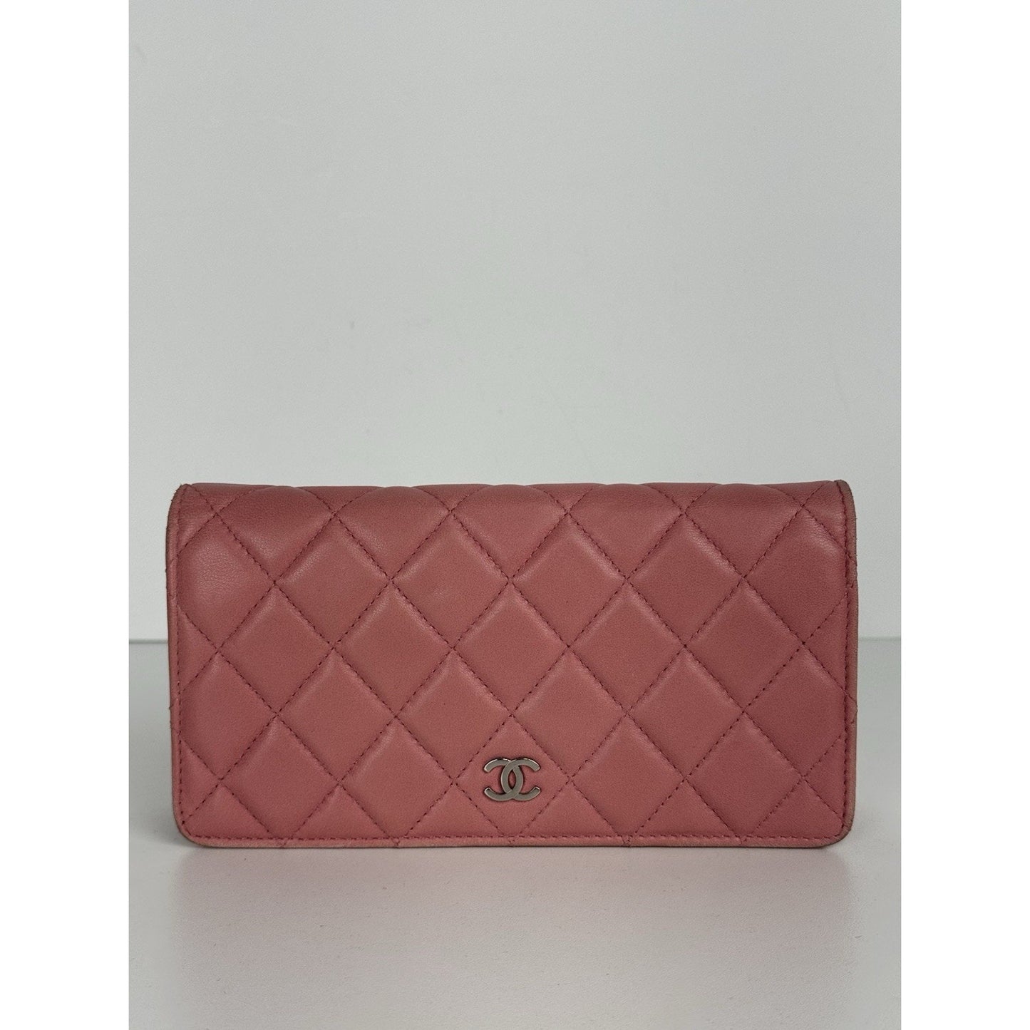 Chanel Long Yen Continental Wallet in Pink Quilted Lambskin Leather