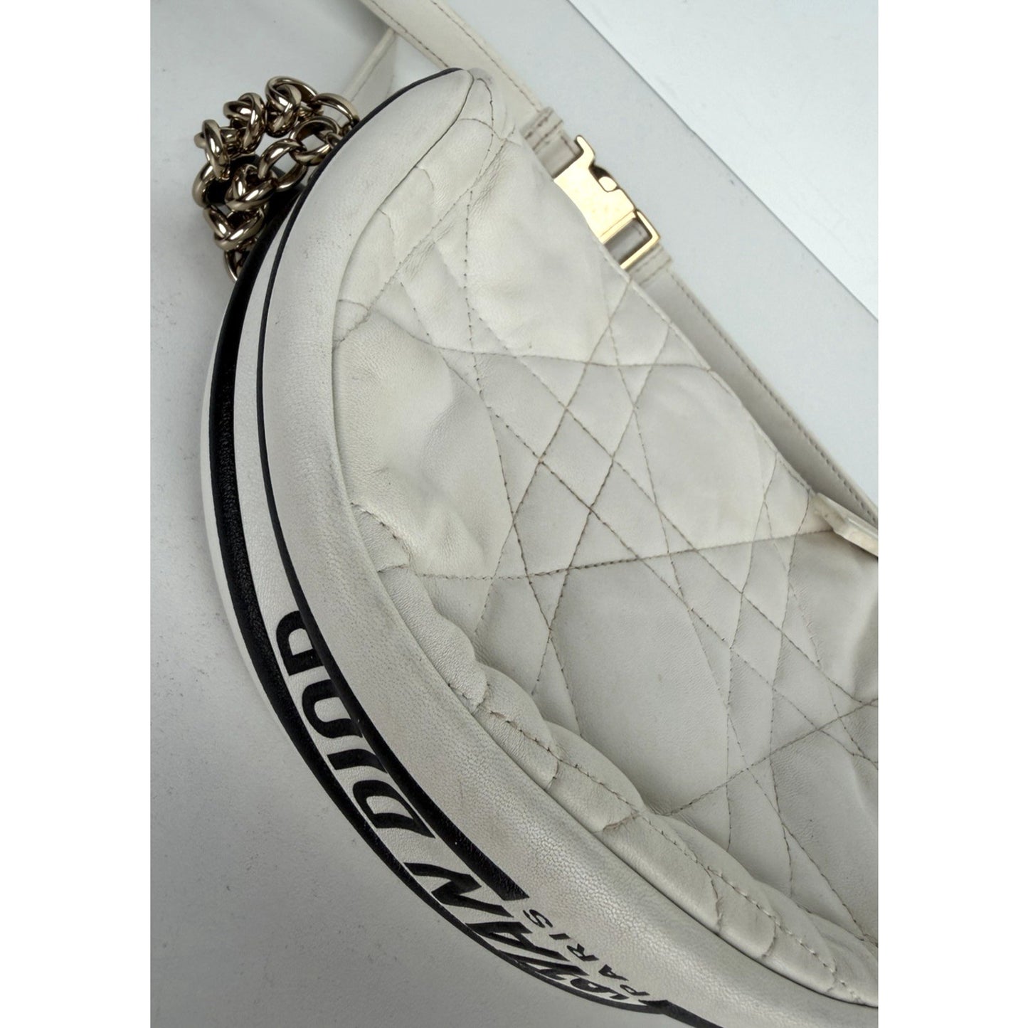 Christian Dior Vibe Hobo Shoulder Bag Small in White Cannage Leather 2021 S08