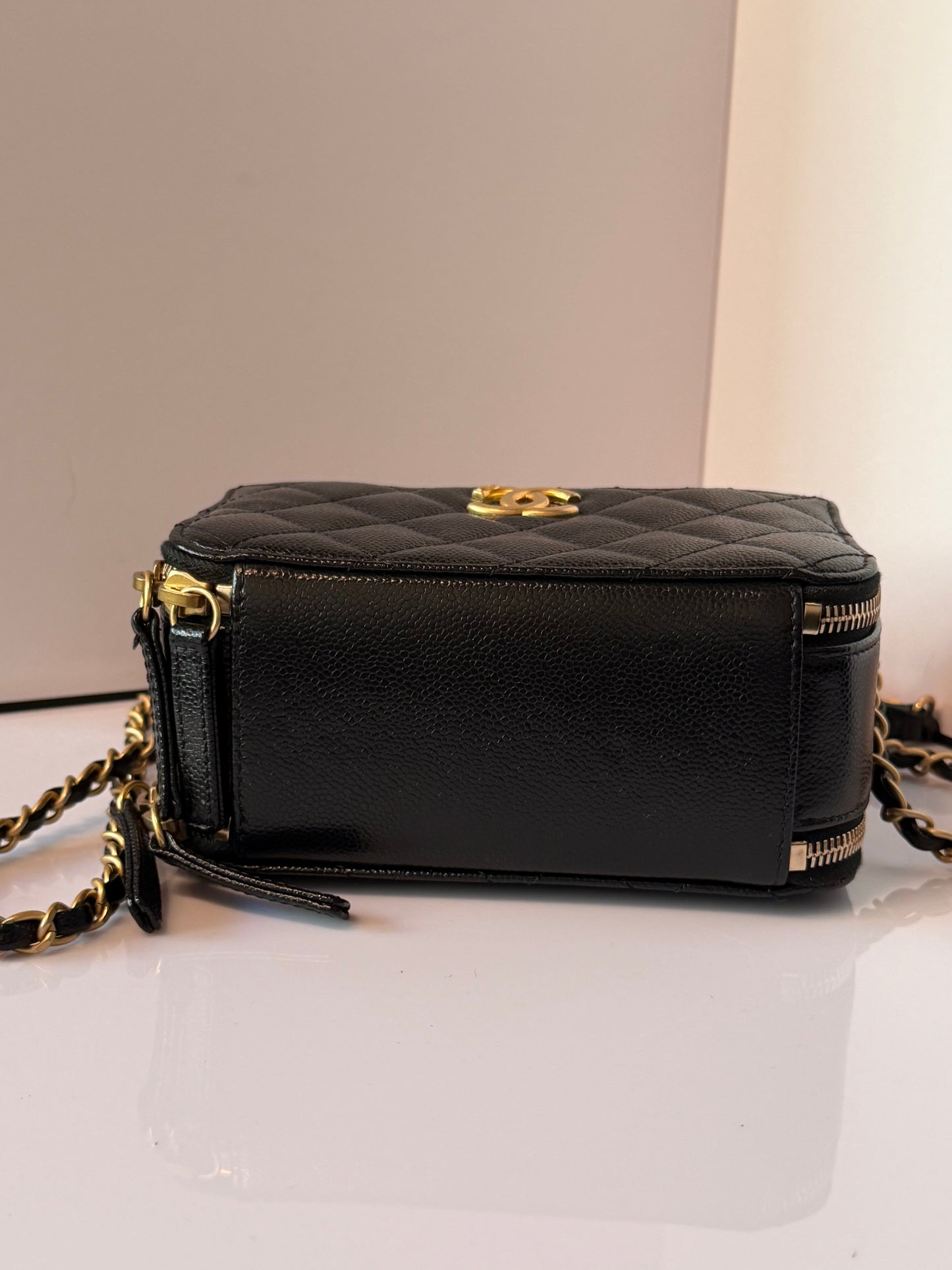 Chanel Pick Me Up Logo Handle Vanity Case Quilted Caviar Small