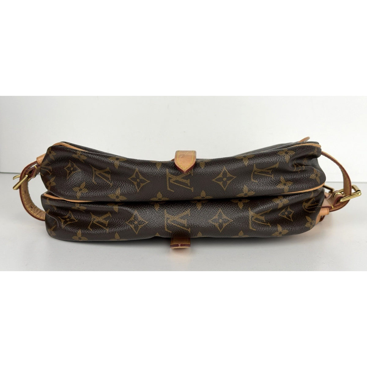 Louis Vuitton Saumur 30 Shoulder Bag in Brown Monogram Coated Canvas 2012 S-11