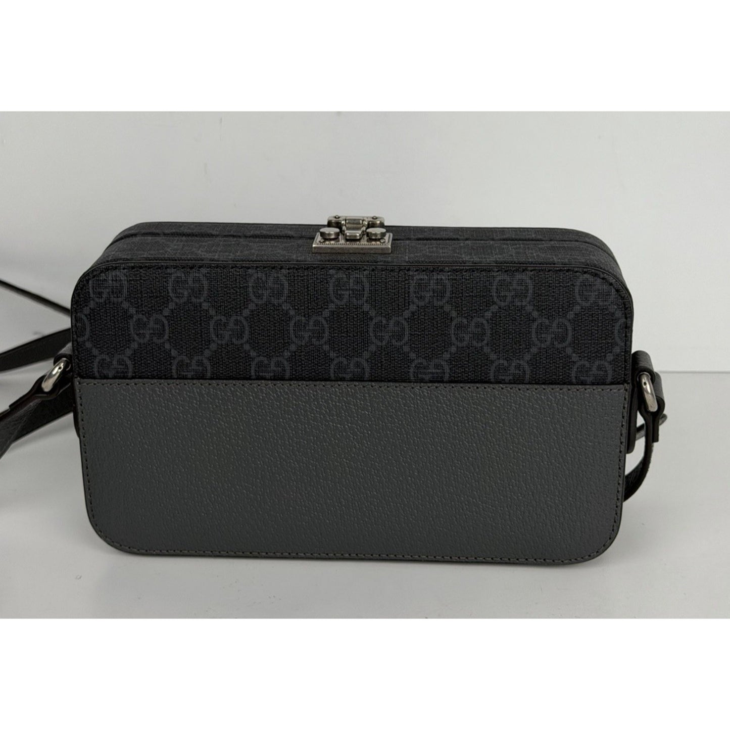 Gucci GG Supreme Interlocking G Shoulder Bag Grey Canvas&Black Leather Trim S17