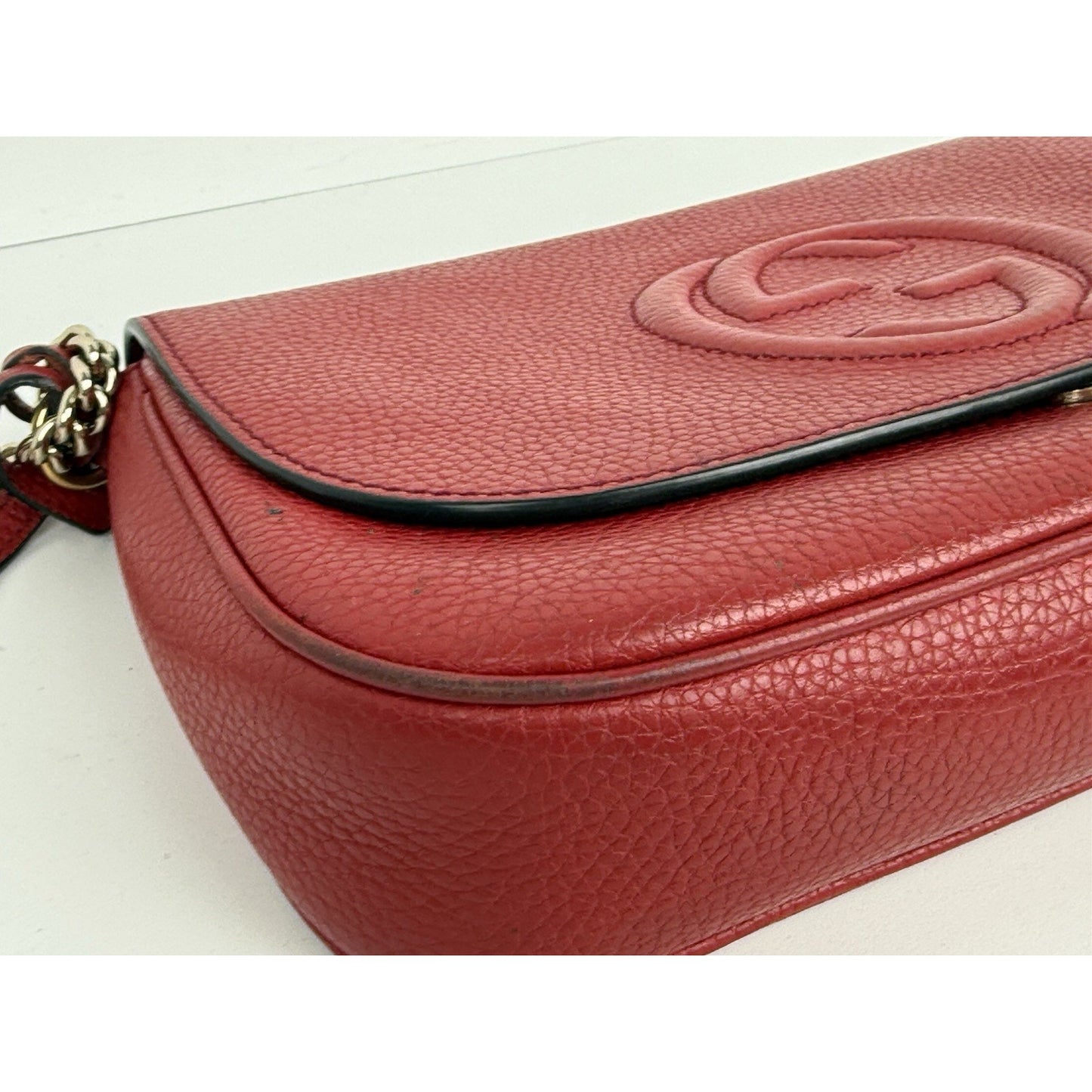Gucci Soho Red Leather Medium Crossbody Bag with Chain Strap