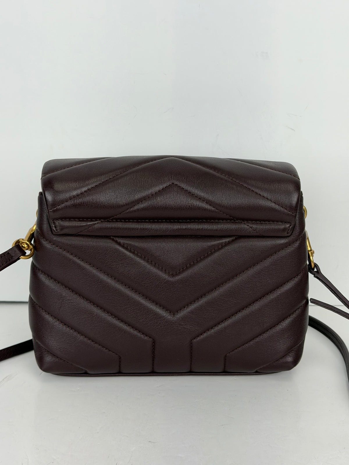 Saint Laurent Loulou Crossbody Bag in Burgundy Leather YS04