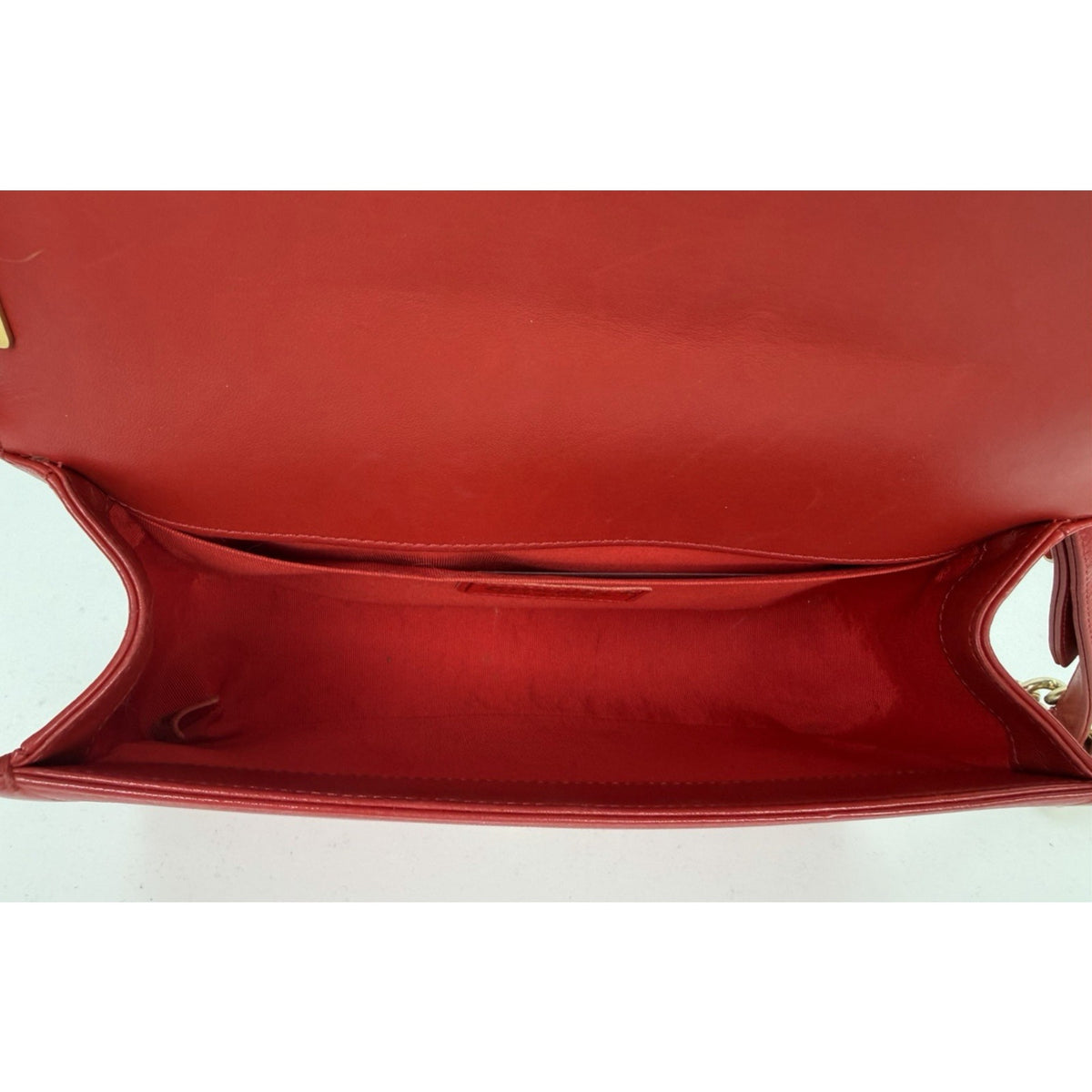 Chanel Boy Bag Medium in Red Lambskin Leather Gold Hardware 2015-2016 YE-8