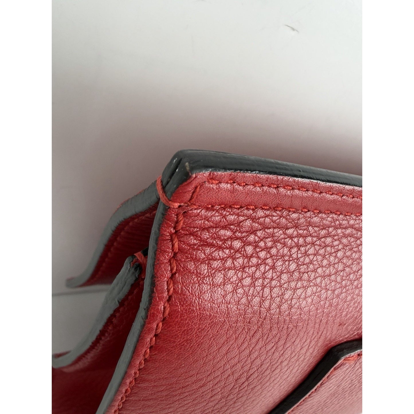 Gucci Bamboo Daily Clutch Red Leather & Black Bamboo Turn-Lock Closure S