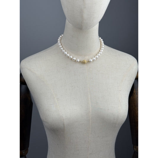 White Pearl Necklace 16 in