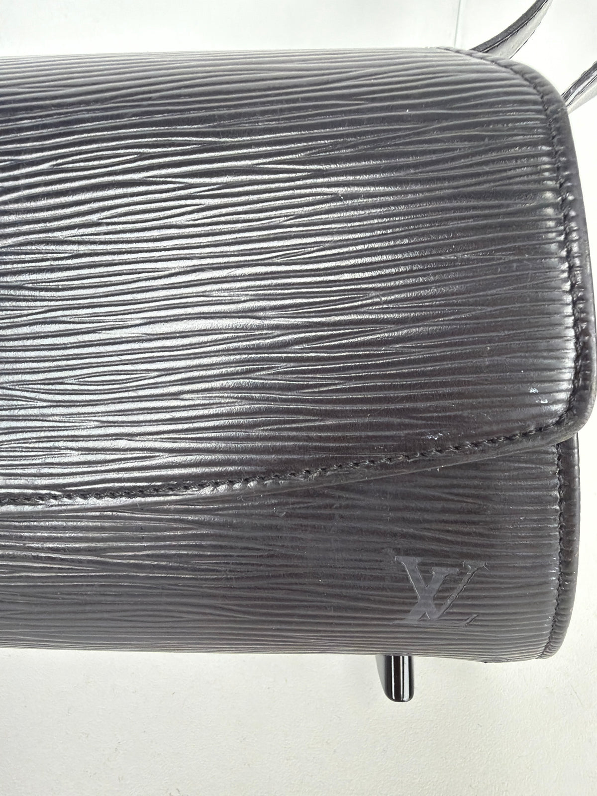 Louis Vuitton Epi Leather Nocturne PM