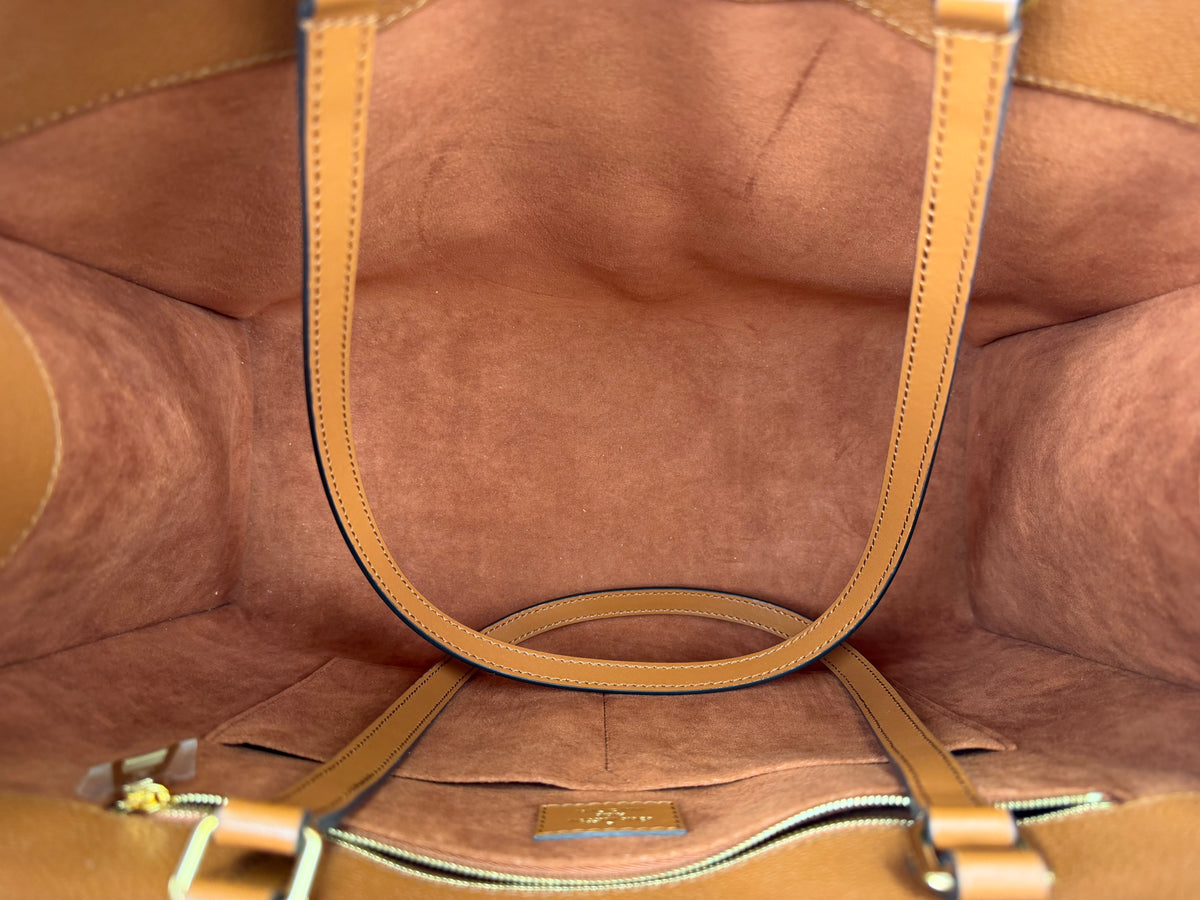 Louis Vuitton Onthego GM Tote Bag in Cognac Giant Monogram Empreinte Leather YC7