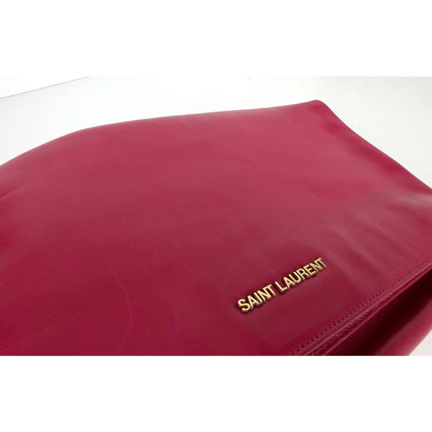 Saint Laurent Pouch Folding Flap Clutch Bag in Fuchsia Leather S13