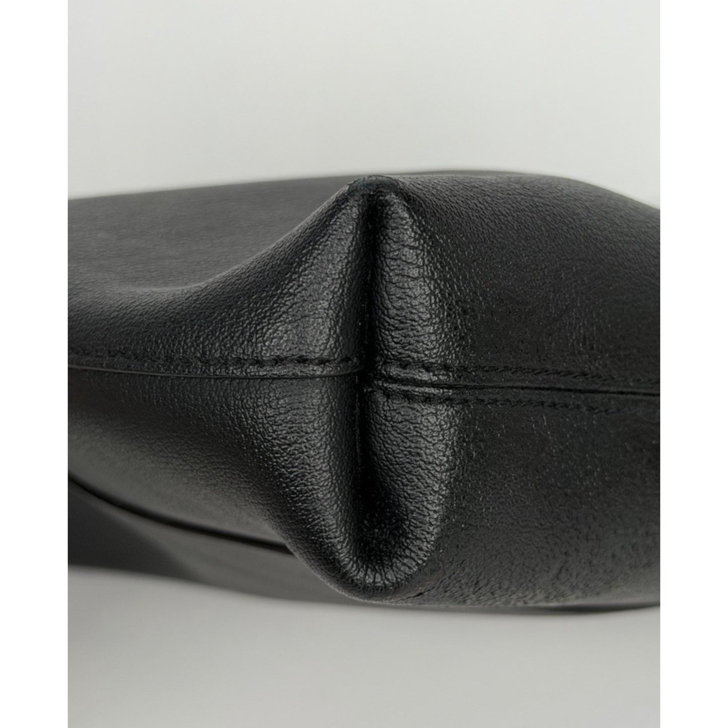 Saint Laurent Bold Crossbody Bag in Black Leather S10